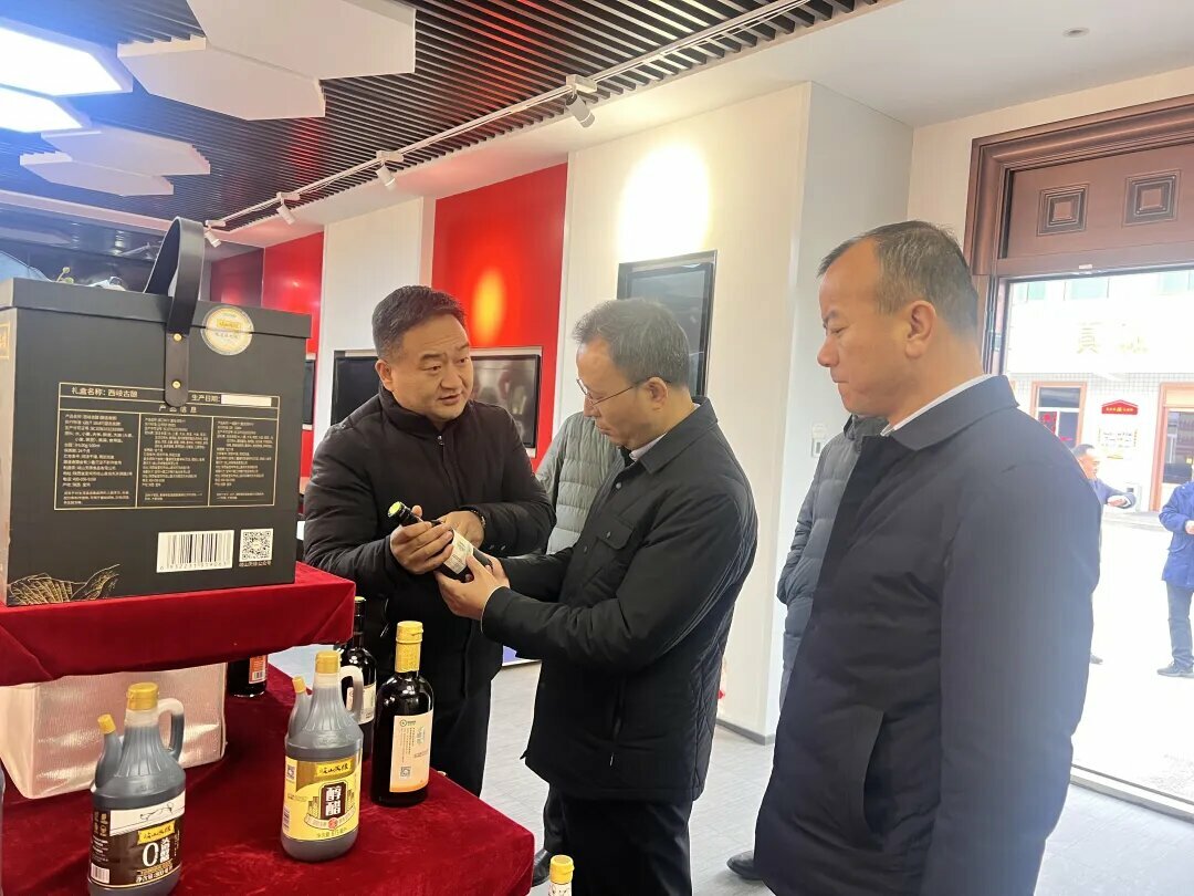 县委副书记刘建军调研凤鸣镇重点工作